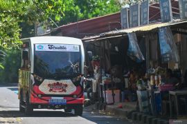 Uji coba shuttle bus listrik di kawasan wisata Sanur