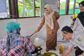 Dinas Perikanan dukung Pasar Penyeimbang jaga kestabilan harga ikan