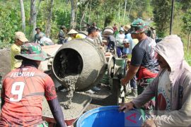 Jalan beton  TMMD Temanggung perlancar distribusi hasil pertanian