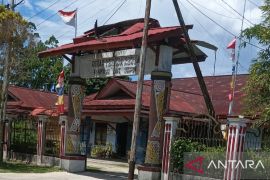 Pemkab Biak Numfor lindungi 2.287 aparat kampung melalui Jamsostek