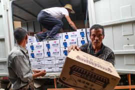 Melihat distribusi bantuan pascabencana banjir bandang di Yuzhong