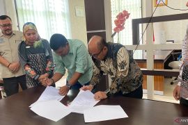 Bawaslu-Disdukcapil Pasaman Barat kerja sama awasi pemuktahiran data pemilih berkelanjutan