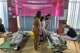 Pemkab Bengkayang gelar donor darah semarakkan HUT ke-80 RI