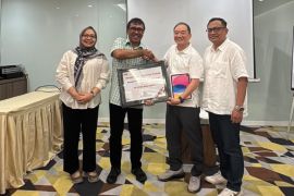 PT Semen Padang apresiasi distributor regional I yang berprestasi di 2024
