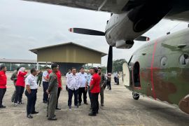 Kemenhut modifikasi cuaca tahap 3 atasi karhutla Riau