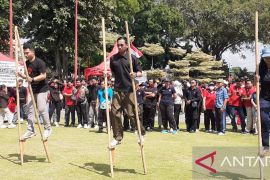 Pemkab Gianyar Bali hidupkan permainan tradisional sambut HUT RI