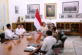Prabowo rapat isu keamanan, ketahanan pangan dengan BIN, BGN
