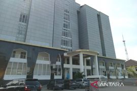 Kejari memeriksa mantan Wali Kota Cirebon terkait kasus Gedung Setda