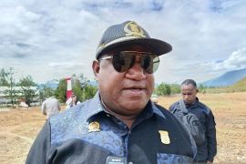 DPR Papeg beri apresiasi ke Presiden Prabowo telah berikan 2.200 rumah