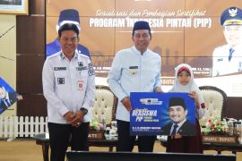 500 siswa di HSS terima sertifikat Program Indonesia Pintar