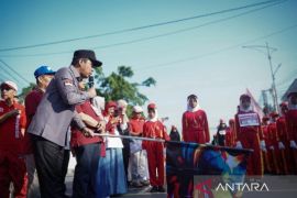 Lomba gerak jalan SD se-Kota Solok meriahkan peringatan HUT RI ke-80