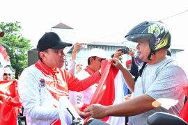 Pemko Padang canangkan gerakan nasional pembagian 10 juta bendera merah putih