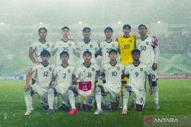 Matthew Baker: Ini adalah laga pembuka yang solid