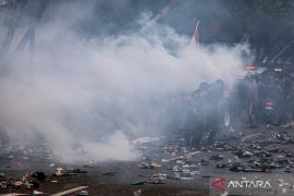 Polresta Pati bantah ada anggota meninggal saat amankan unjuk rasa