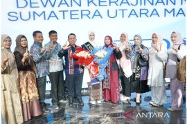 Mahzalena Putra di kukuhkan jadi Bunda Literasi dan Bunda PAUD Padang Lawas