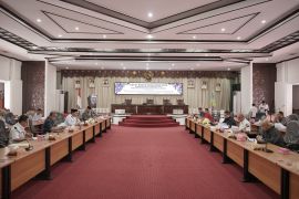 Pemkab HSS koreksi anggaran pendidikan sebesar Rp392 miliar pada APBD-P 2025