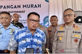 Polda Kalsel dan Bulog gelar pasar murah dengan harga di bawah HET