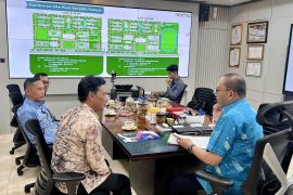 Wabup HSS-Sekjen Kemensos bahas program Sekolah Rakyat