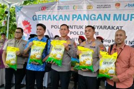 Polda NTB dan Bulog pastikan penyaluran beras SPHP tepat sasaran