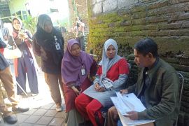 KPU Mataram lakukan coklit terbatas puluhan data pemilih