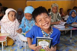 DIB lengkapi fasilitas belajar tujuh TPA di Desa Pelapis