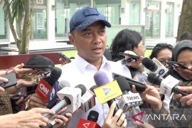 Prabowo dan Gibran lepas Karnaval Kemerdekaan pada 17 Agustus malam