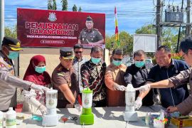 Kejari Aceh Besar musnahkan barang bukti tindak pidana