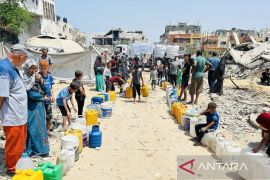 Baznas dan Le Minerale kirim 224.000 liter air untuk Gaza