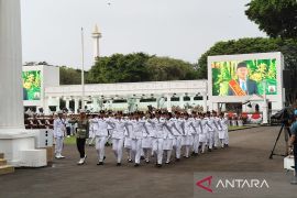 Kemarin, jelang HUT ke-80 RI hingga masuk surga berbayar di Bekasi