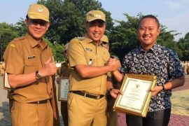 Pemuda Bekasi Imam Pesuwaryantoro gagas Merdeka Sampah di HUT ke-80 RI