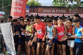 1.400 peserta meriahkan fun run sunset kemerdekaan HUT RI ke-80 Serdang Bedagai