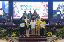 Menko PM minta kampus berperan entaskan kemiskinan dengan riset ilmiah