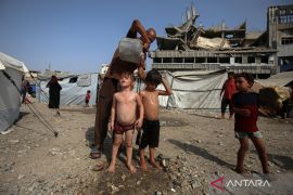 Krisis Gaza memburuk, produksi makanan di dapur umum turun drastis