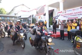 Polrestabes Bandung menggelar GPM keliling jangkau daerah rawan pangan