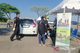 Pemkab Bekasi uji emisi kendaraan peringati Hari Jadi ke-75