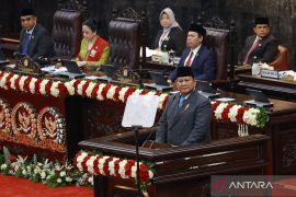 Prabowo warns wealth drain could push Indonesia to failed state