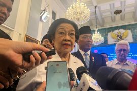 Megawati  rayakan HUT ke-80 RI di Sekolah Partai PDIP bersama kader dan pengurus