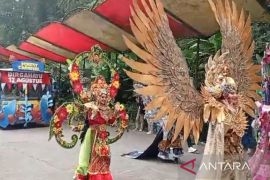 Taman Safari Bogor gelar The Forest Carnival sambut HUT ke-80 Kemerdekaan RI