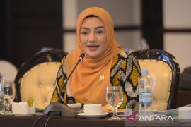 DPR minta pemerintah gunakan dana pendidikan dengan efisien