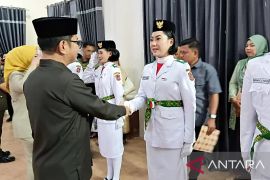 Ketua DPRD Gorontalo Utara semangati Paskibra jelang HUT RI