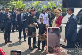 Wapres Gibran tiba di Istana Merdeka, kenakan busana adat Gayo