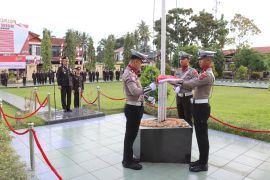 Polres: HUT Kemerdekaan RI momen tingkatkan profesional kerja di Pasaman Barat