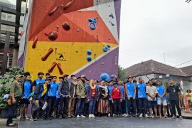 170 atlet ikuti kompetisi panjat tebing EISCC 2025 di Bandung