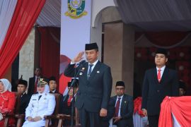 Bupati Kampar Pimpin Upacara HUT RI-80