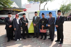 Sambut HUT ke-80 RI, PNM dan Baznas salurkan 6 ambulans gratis untuk masyarakat