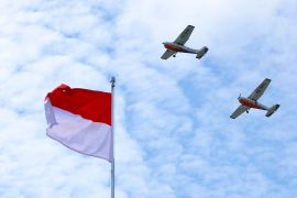 Upacara HUT RI di Banyuwangi diwarnai atraksi "flypass" pesawat latih