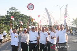 Kemenkum Kalsel gelar senam dan jalan santai meriahkan HUT Pengayoman