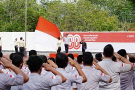 Wujudkan Indonesia Emas, Insan timah gelar Upacara HUT Ke-80 RI di pabrik peleburan