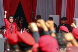 Megawati: HUT Ke-80 RI jadi momen kebangkitan kembali