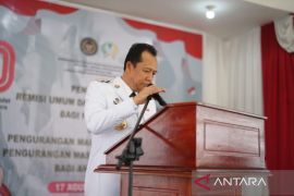 Tim drumband MTSN 7 Muaro Jambi diundang bupati tampil di karnaval